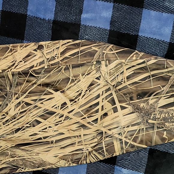 Gamehide. Flyway Camo North. Waterproof. Zipper/button tearaway. XL - Picture 5 of 15